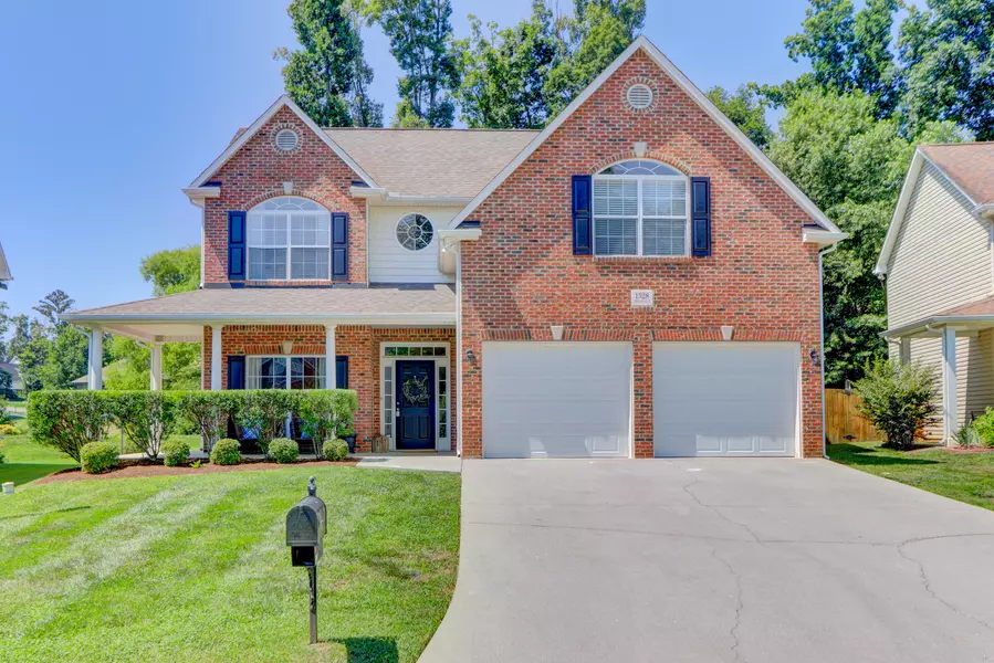 1528 Crescent Oaks LN #2, Lenoir City, TN 37772