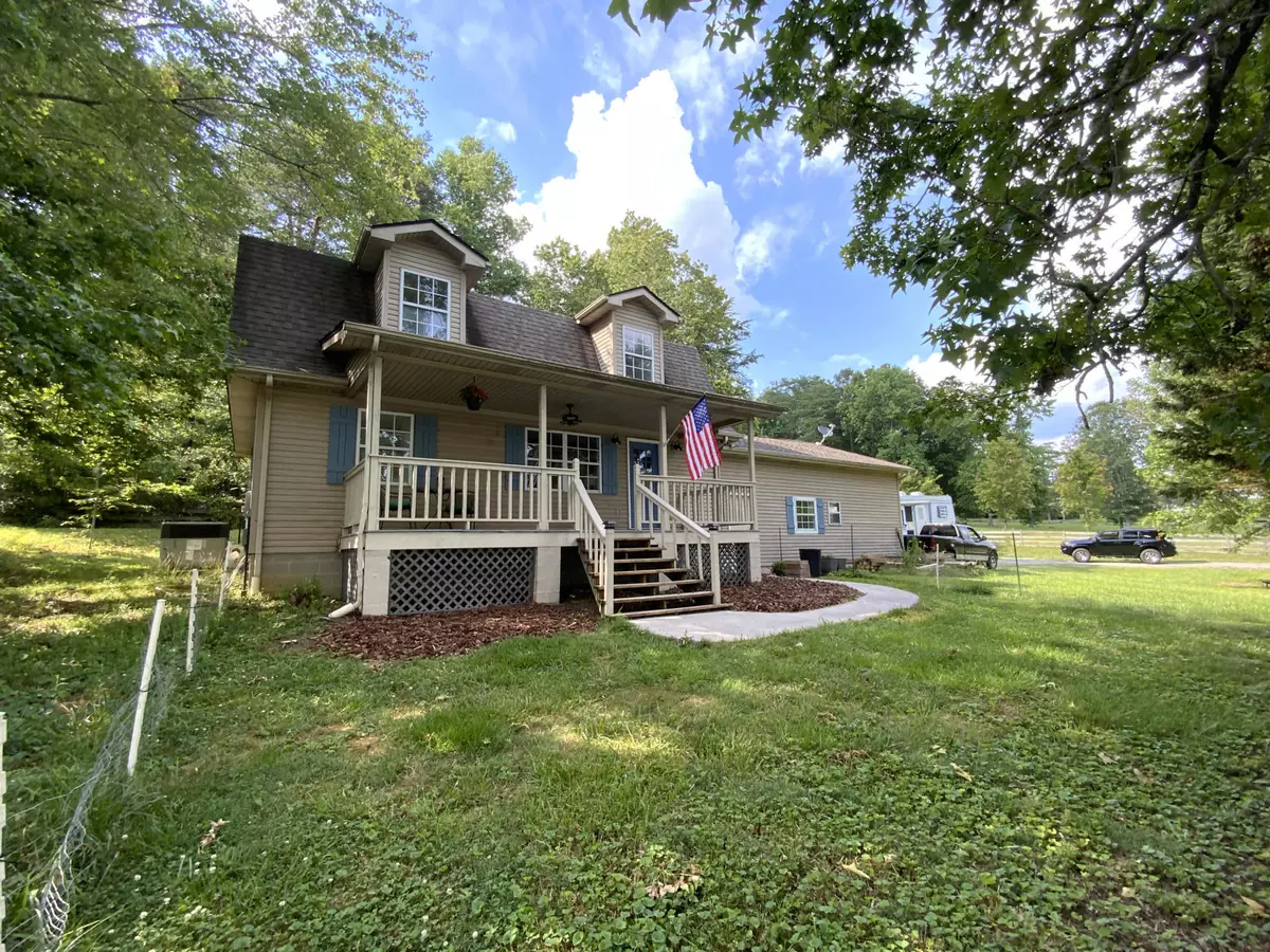 Powell, TN 37849,433 Raccoon Valley Rd