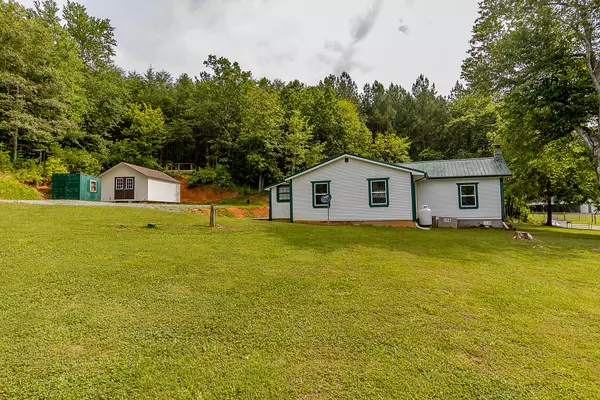 Tellico Plains, TN 37385,1688 Reliance Rd