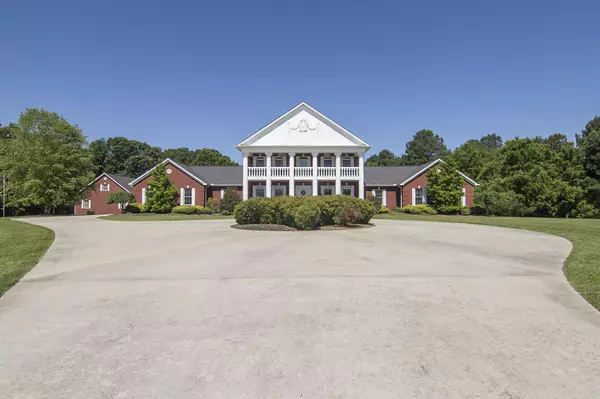 264 County Road 576, Englewood, TN 37329