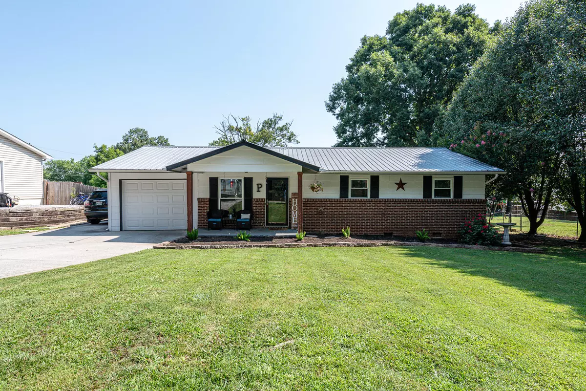 Maryville, TN 37801,409 Daybreak DR