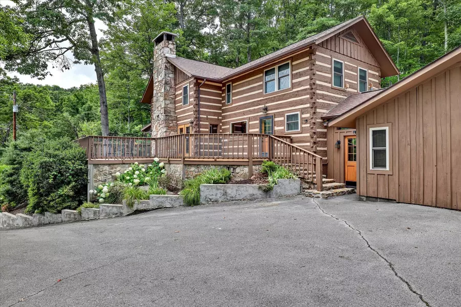 1160 Upper Alpine WAY, Gatlinburg, TN 37738