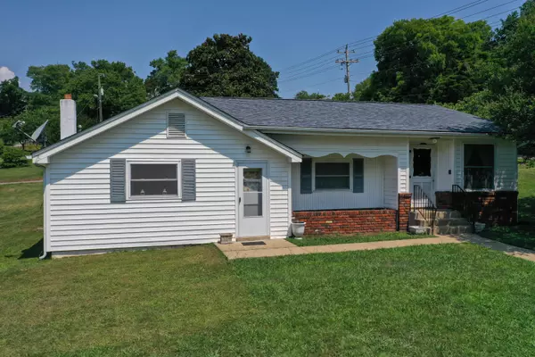 Clinton, TN 37716,926 Medaris St