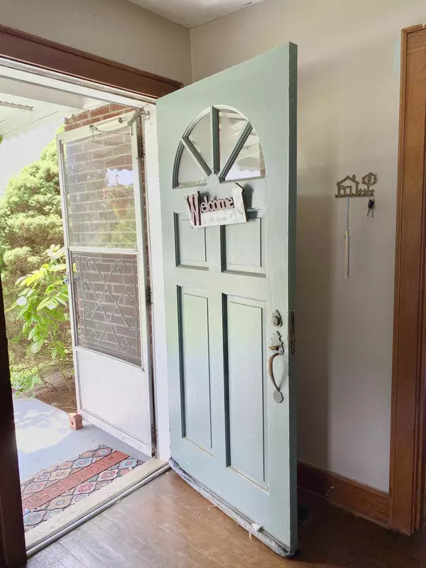 Corryton, TN 37721,8309 Tazwell Pike