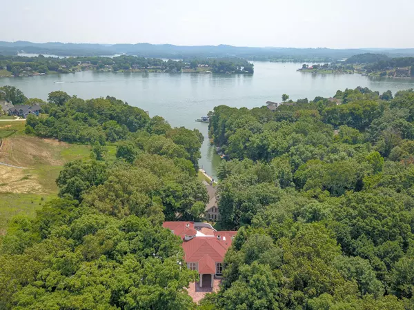 Knoxville, TN 37922,2912 Summershade LN