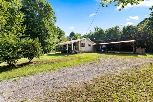 Sweetwater, TN 37874,1560 Clay Hollow Rd