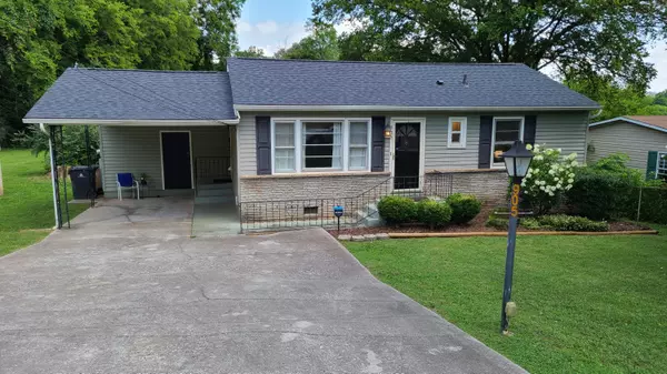 905 Kingland Ave, Knoxville, TN 37920
