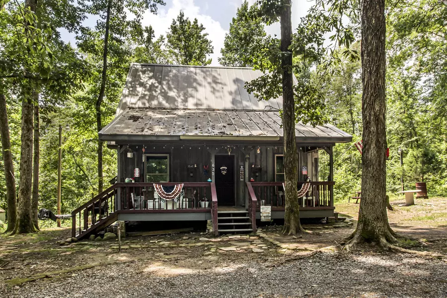 635 Proffitt LN, Decatur, TN 37322