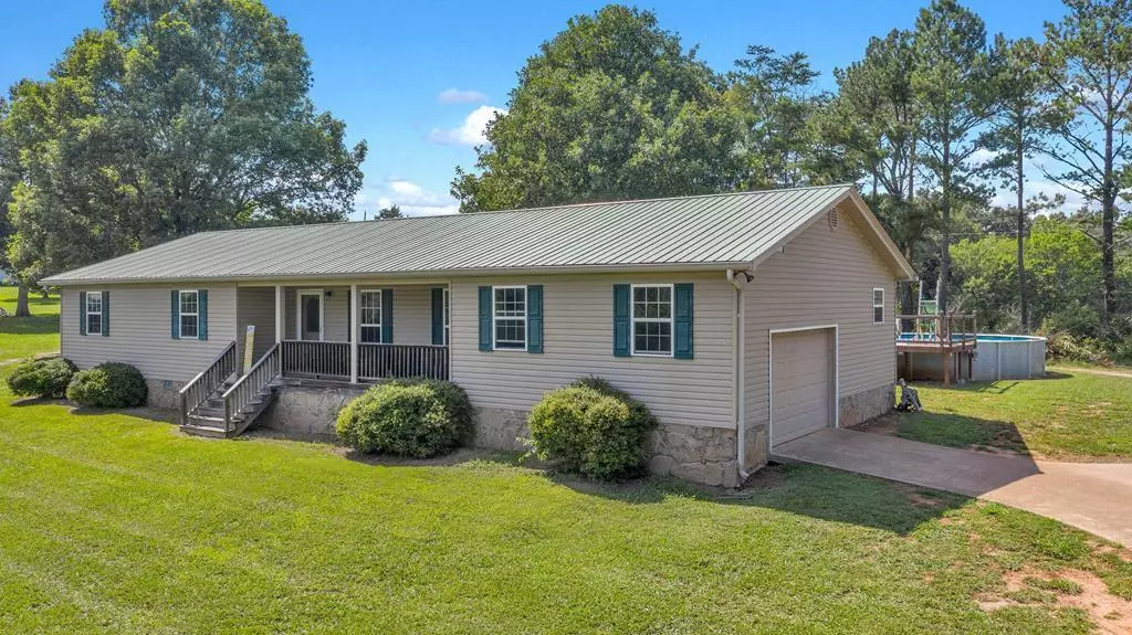 421 George Bates Drive, Benton, TN 37307