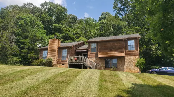 318 Harless Rd, Corryton, TN 37721