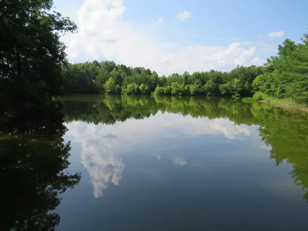 Crossville, TN 38555,915 Swan Rd