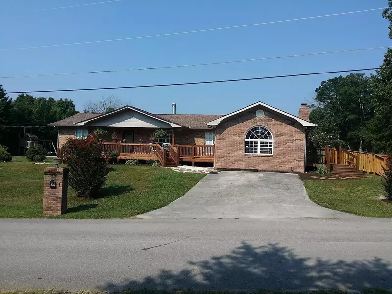 225 Baker CIR, Maynardville, TN 37807