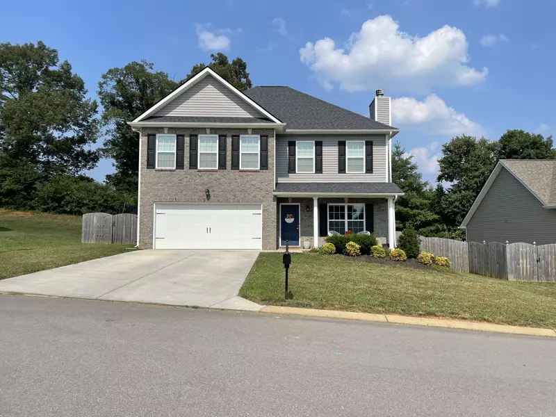 2748 Southwinds CIR, Sevierville, TN 37876