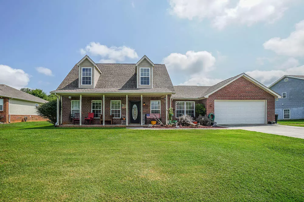 Maryville, TN 37801,980 Mossy Grove LN