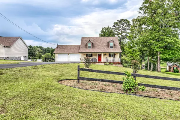 173 Magnolia LN, Lafollette, TN 37766