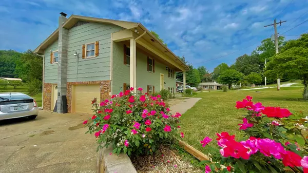 Maynardville, TN 37807,206 Meadow View DR