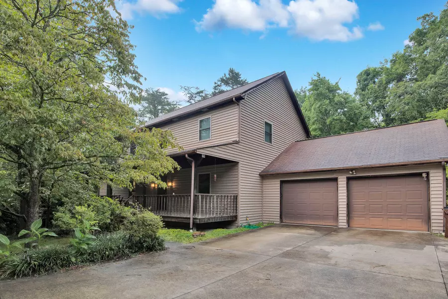 118 Chestnut Hill Rd, Oak Ridge, TN 37830