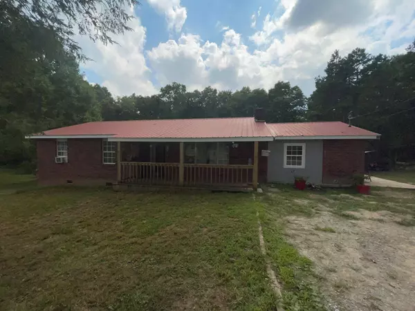 252 Pierce Rd, Jamestown, TN 38556