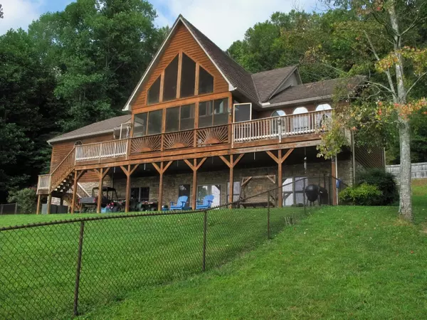 Jellico, TN 37762,279 Walker Rd