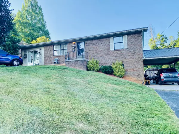 260 Norris DR, Tazewell, TN 37879