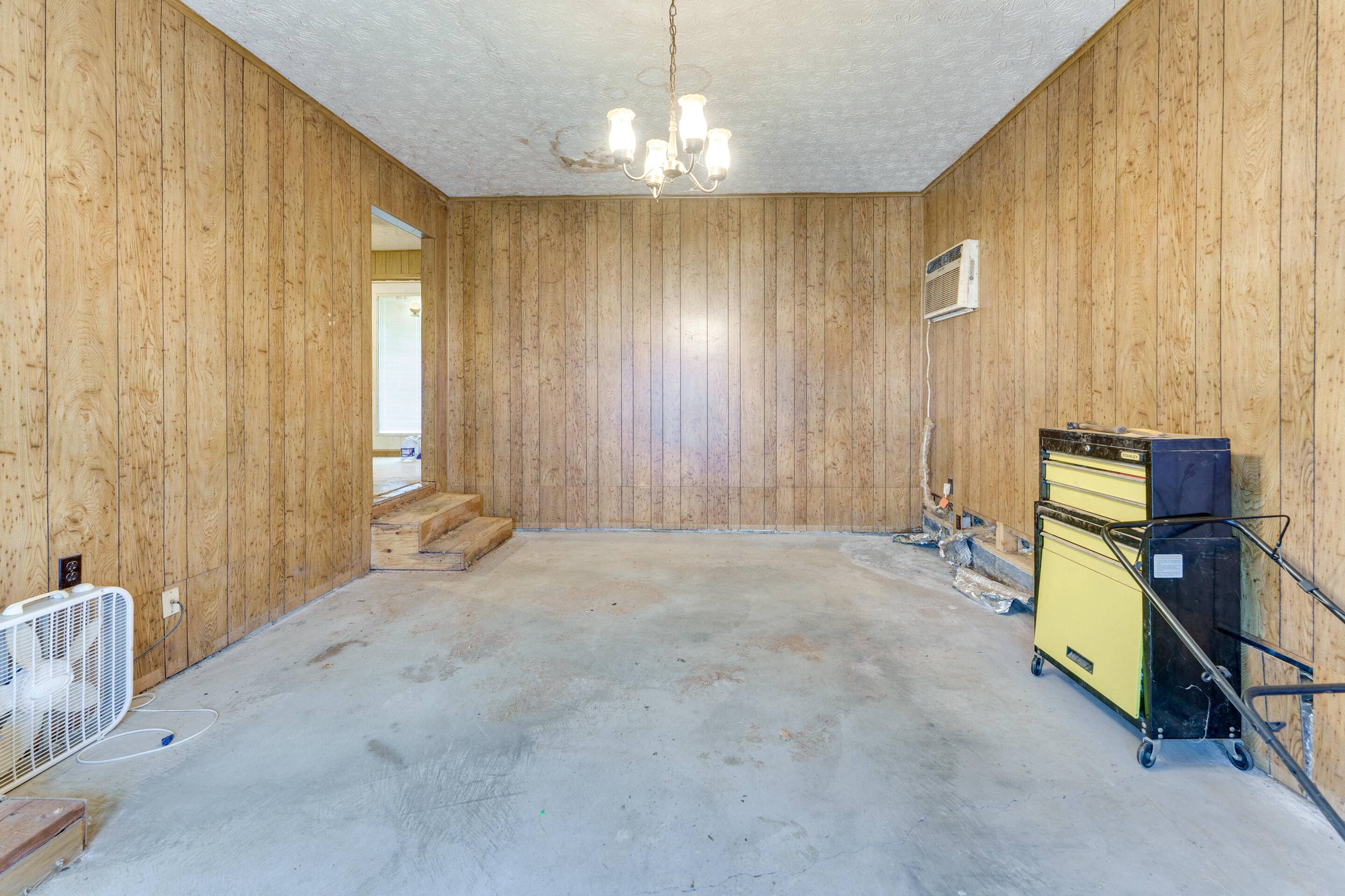 Newport, TN 37821,188 Terry St