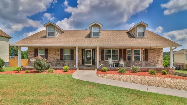 Lenoir City, TN 37772,450 Hirst CIR