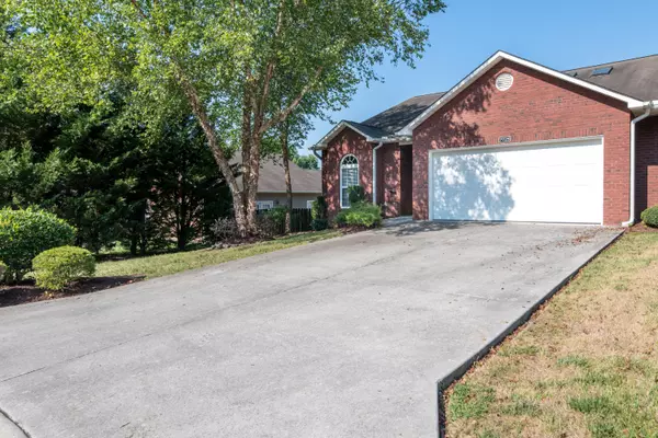 Knoxville, TN 37909,7725 Ellisville LN