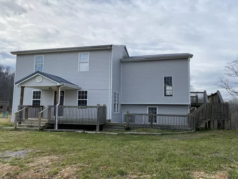 236 Onyx DR, Ewing, VA 24248