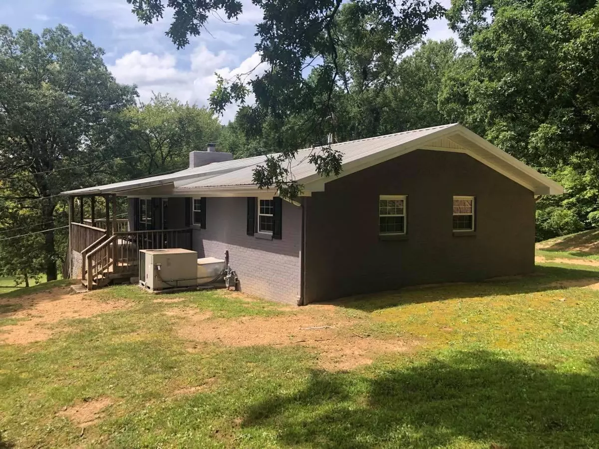 Harriman, TN 37748,207 Spencer DR