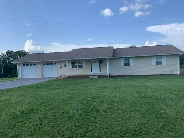 324 Welch LN, New Tazewell, TN 37825