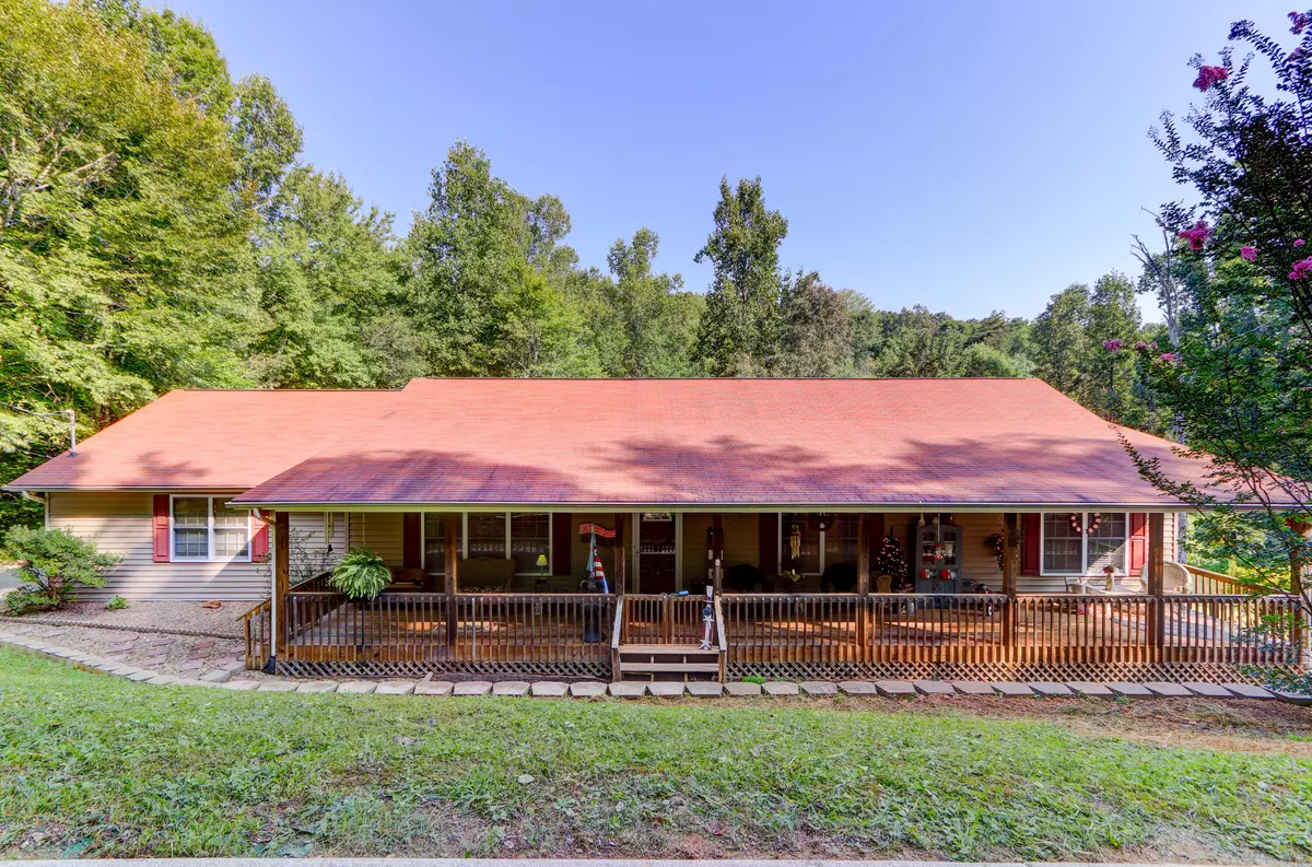 Clinton, TN 37716,118 White Loop Rd