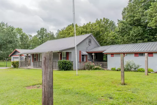 579 Harmony Rd, Gainesboro, TN 38562