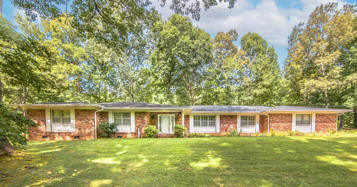 580 Hills DR, Harriman, TN 37748