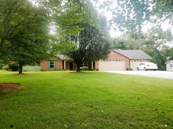 8416 Ridgeland DR, Corryton, TN 37721