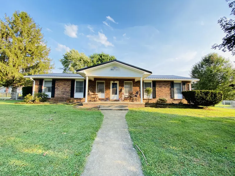 320 Milbourn St, Jonesville, VA 24263