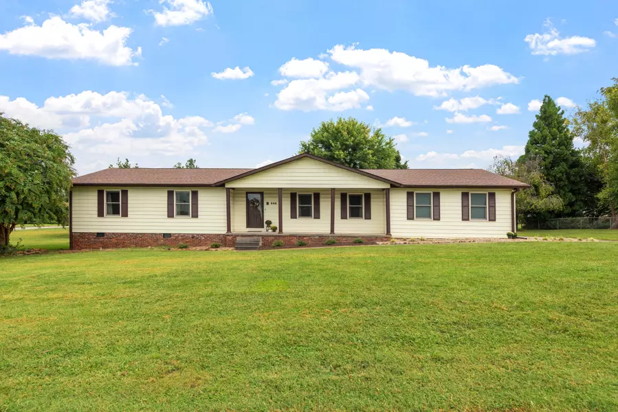 902 Laurie St, Maryville, TN 37803