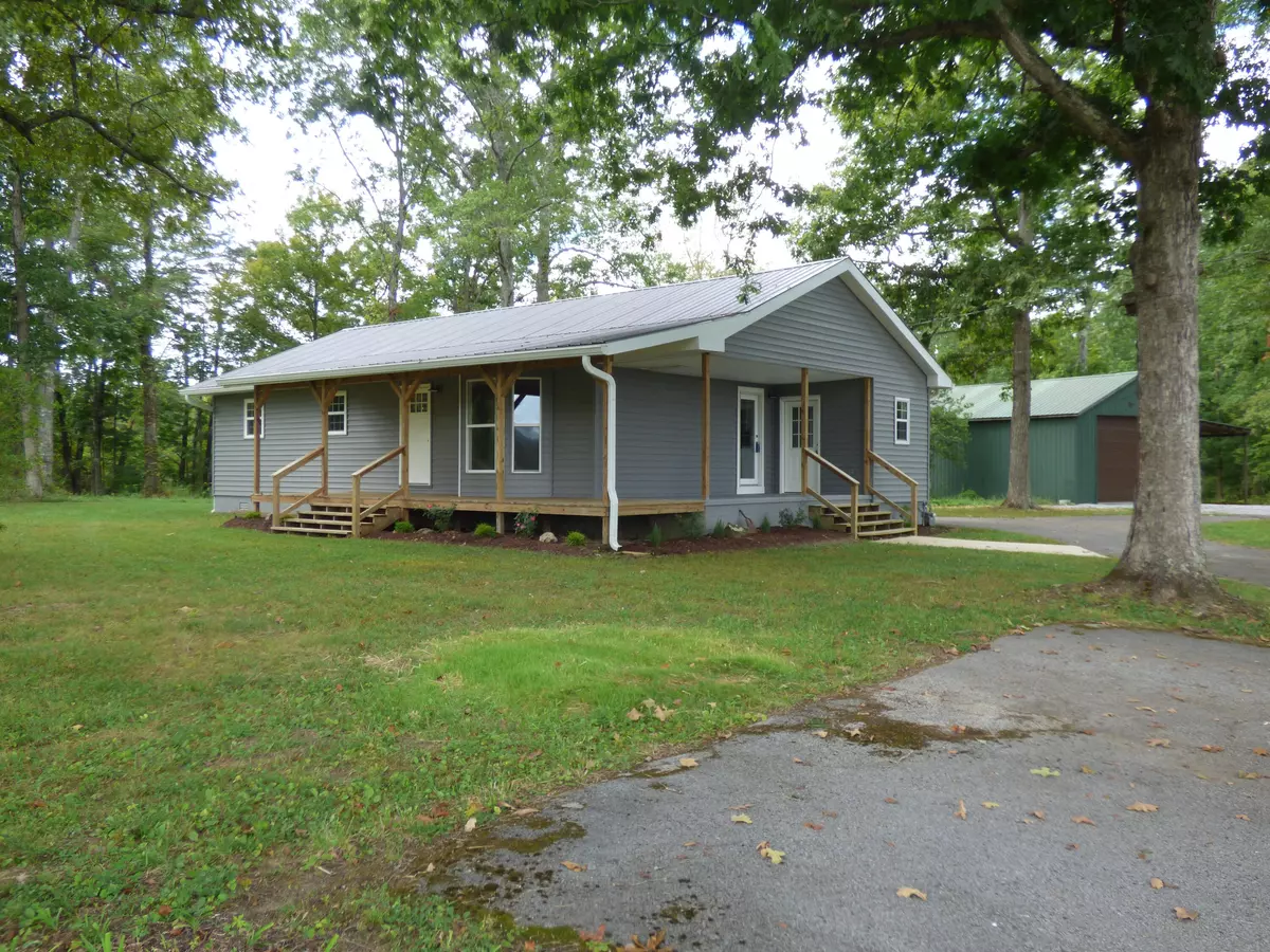 Crab Orchard, TN 37723,137 Brady Rd