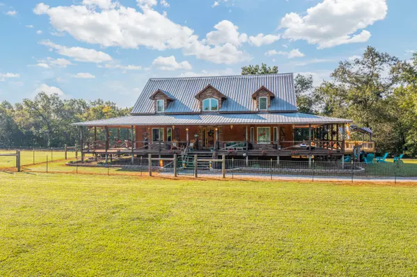 Oakdale, TN 37829,754 Pine Orchard Rd