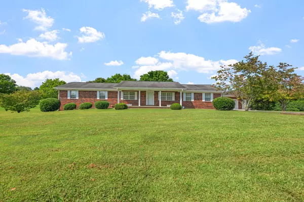 505 Fair St, Sweetwater, TN 37874