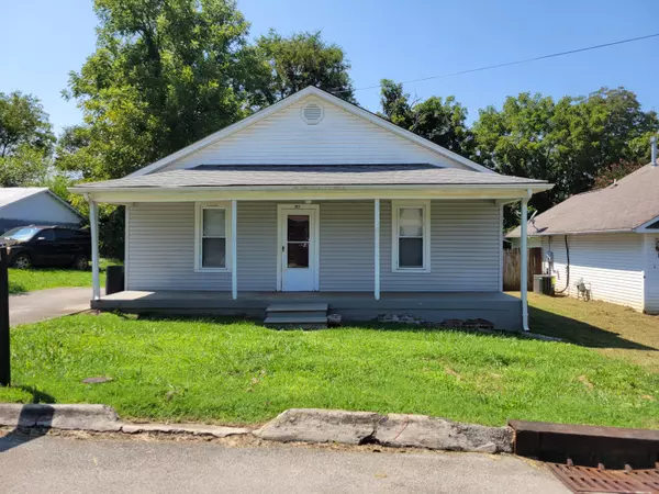 707 Front St, Maryville, TN 37804