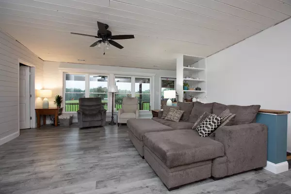 Philadelphia, TN 37846,268 Pattie Gap Rd