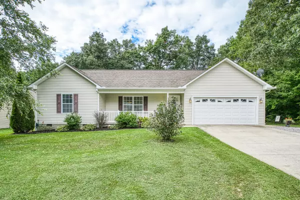 804 Arapaho DR, Crossville, TN 38572