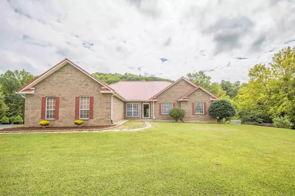 132 Poplar Creek Rd, Harriman, TN 37748