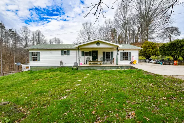 436 Bell View Rd, Washburn, TN 37888