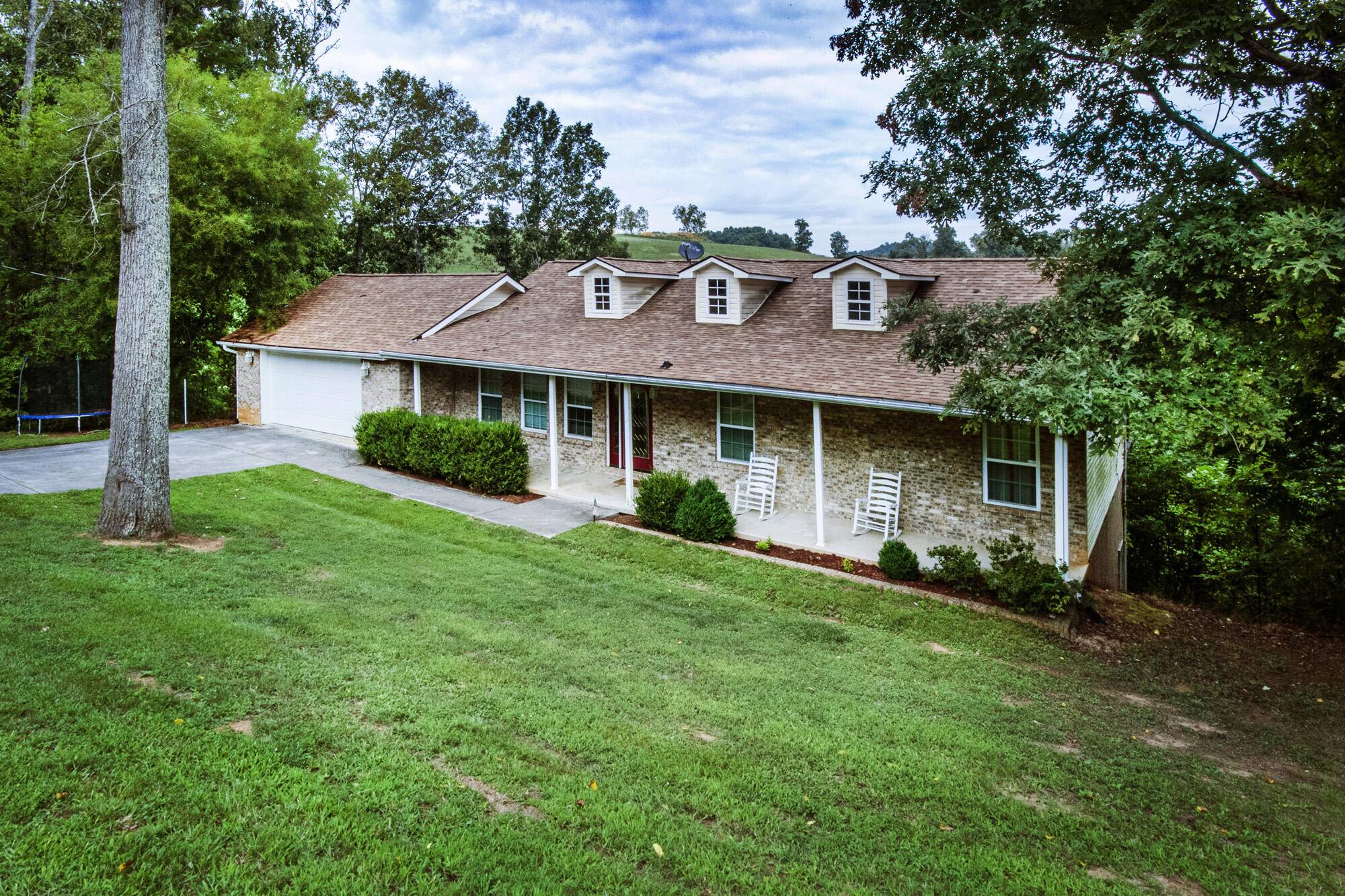 1008 Baldwin View DR, New Market, TN 37820