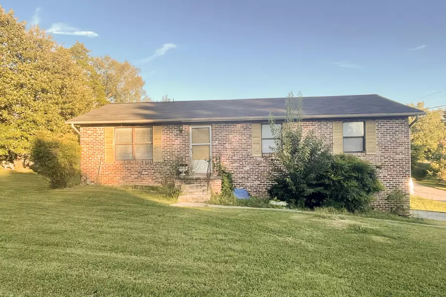 7512 John Rd, Corryton, TN 37721