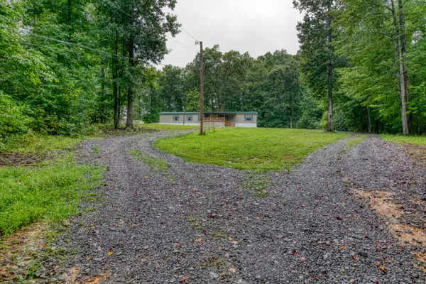 Oliver Springs, TN 37840,171 Breeden LN