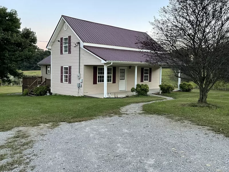 811 Hack Beaty Rd, Grimsley, TN 38565