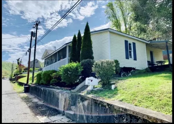 Jellico, TN 37762,378 Church St