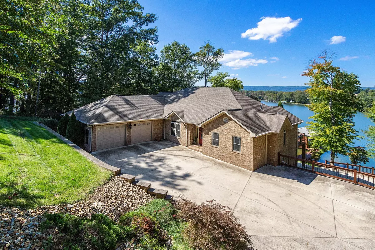Spring City, TN 37381,102 Spring Crossing DR